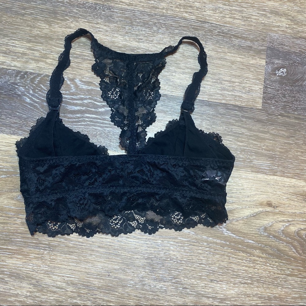 GILLIGAN & O.MALLEY BRALETTE, RACERBACK, BLACK LACE - Picture 3 of 6